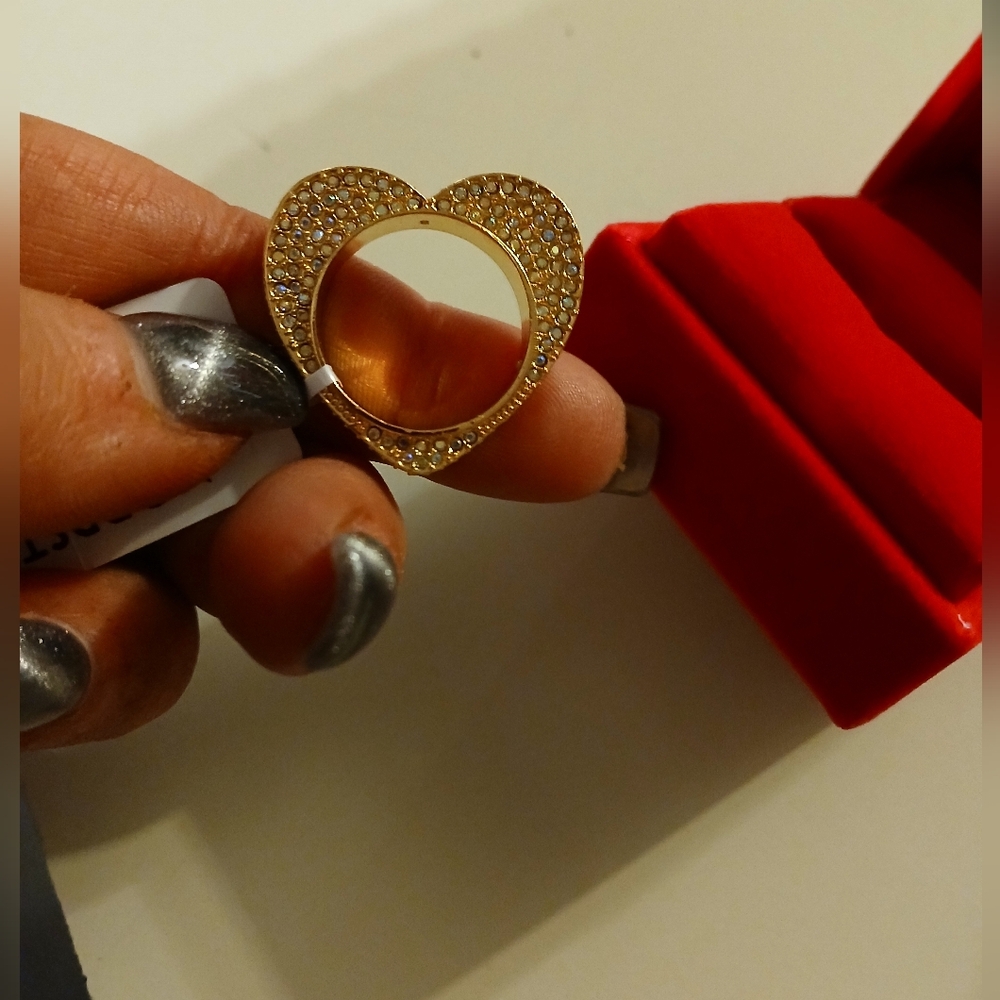 Kurt Geiger Gold and red Ring heart size 8 - Picture 6 of 6